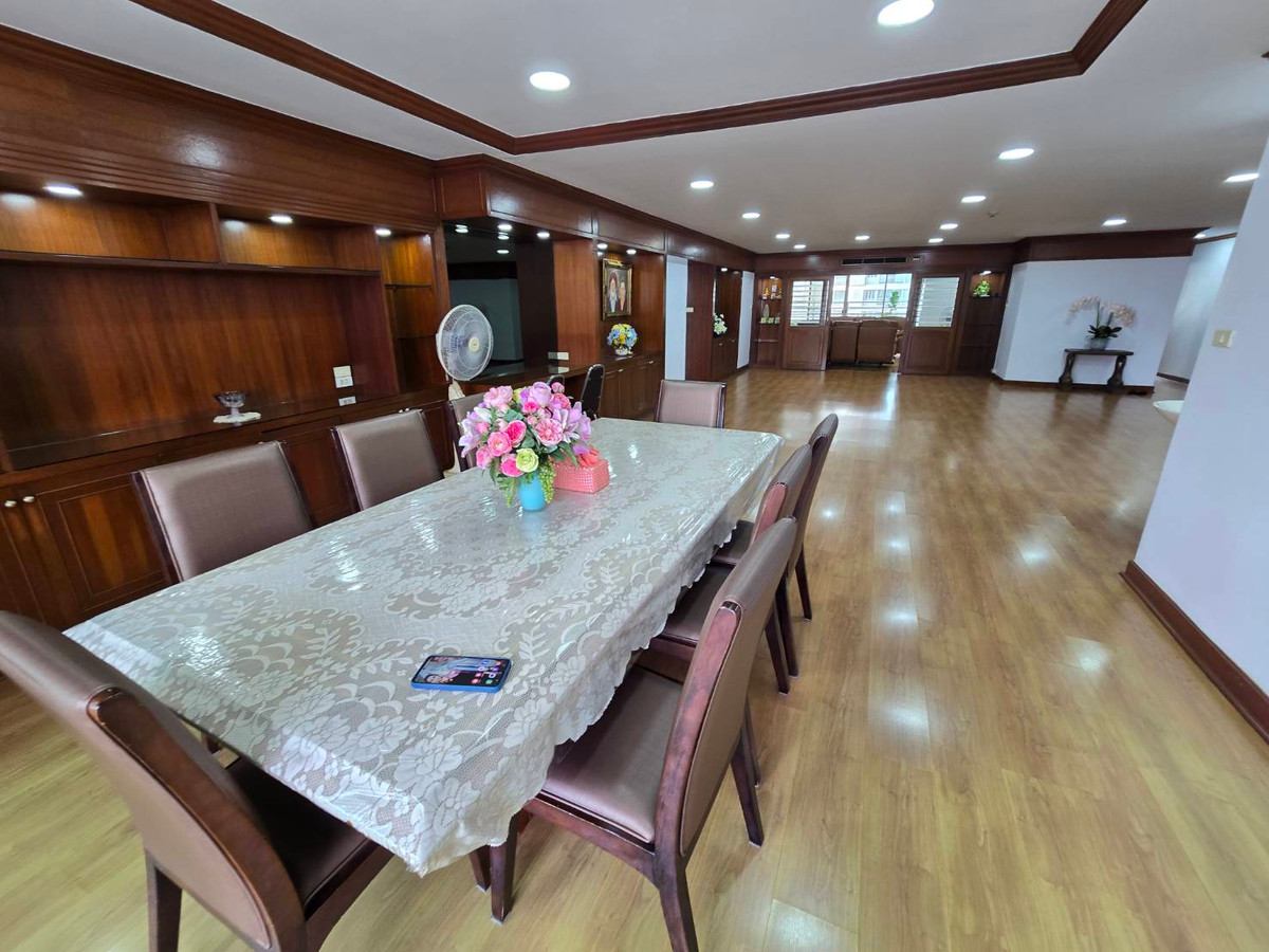 Wattana Height in Sukhumvit Soi 19 for Sale 3 beds 3 baths 330 Sqm  32MB – รูปที่ 2