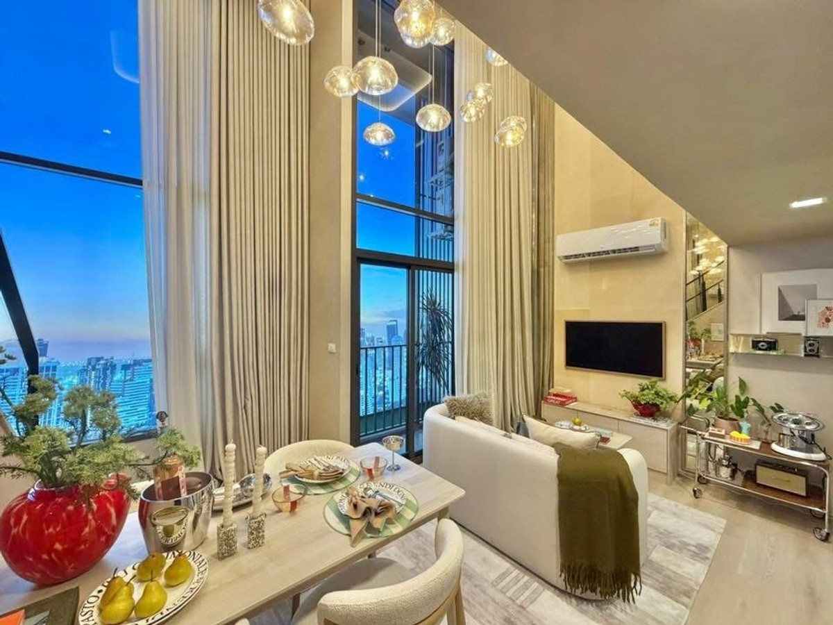 ( sells himself) Love Charoen Nakhon, Loft room, wide front, wide balcony, fully furnished, view of fireworks and river. ( sells himself) Love Charoen Nakhon, Loft room, wide front, wide balcony, fully furnished, view of fireworks and river.