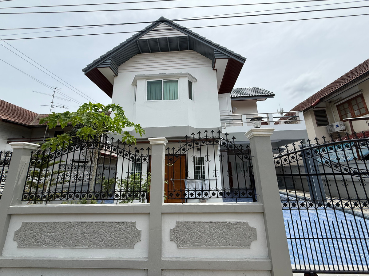 2-story detached house, Ban Monthon Thip Village, 50 sq m, 4 bedrooms, 2 bathrooms, Phutthamonthon Sai 4, renovated. 2-story detached house, Ban Monthon Thip Village, 50 sq m, 4 bedrooms, 2 bathrooms, Phutthamonthon Sai 4, renovated.