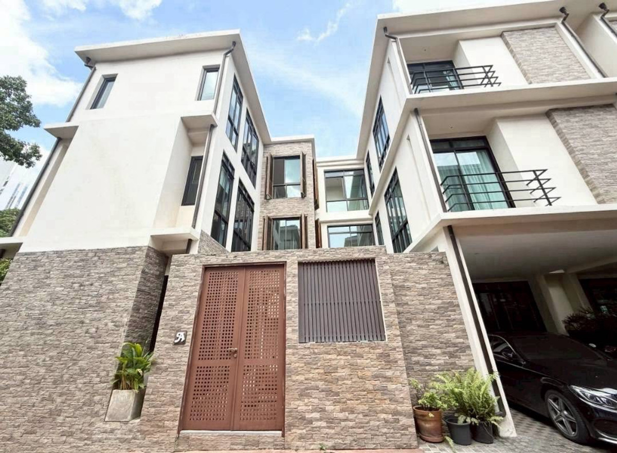 🔥Rent at Cozy Townhome with Private Pool 🔥4BR 5BR 🔥250,000🔥450sqm 🔥