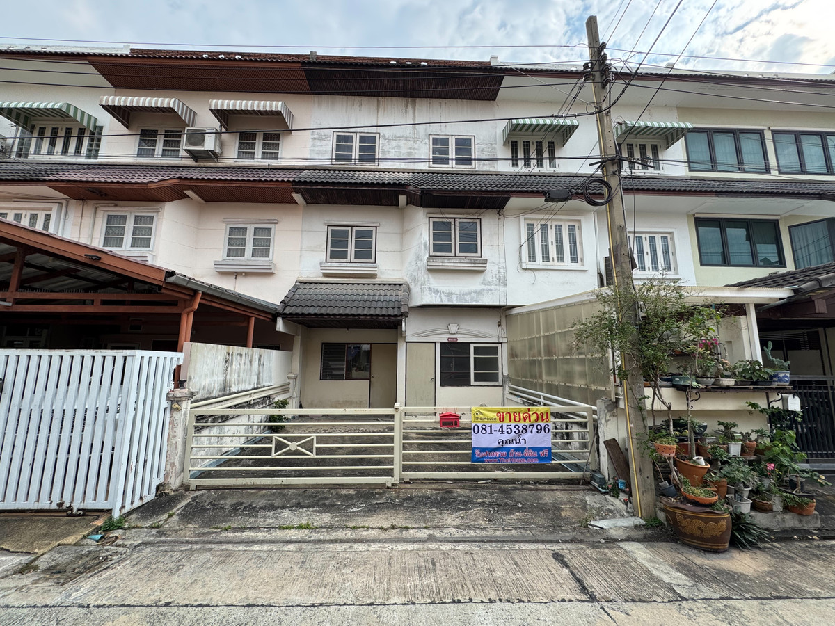 ขายทาวน์โฮม 3 ชั้น ม.กรีนเฮ้าส์ ซอยสรณคมน์ 9 ดอนเมือง ขายทาวน์โฮม 3 ชั้น ม.กรีนเฮ้าส์ ซอยสรณคมน์ 9 ดอนเมือง
