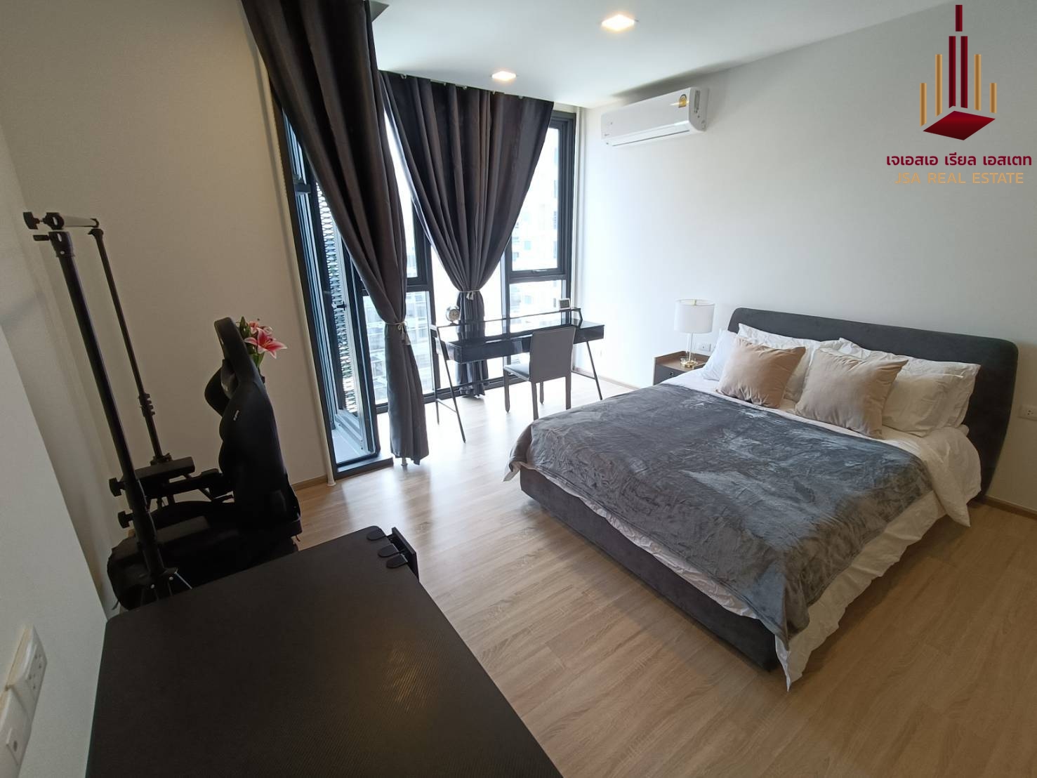 ✨ For Sale: XT Phayathai Condo ✨ 💰 Only 5,500,000 THB ✨ For Sale: XT Phayathai Condo ✨ 💰 Only 5,500,000 THB