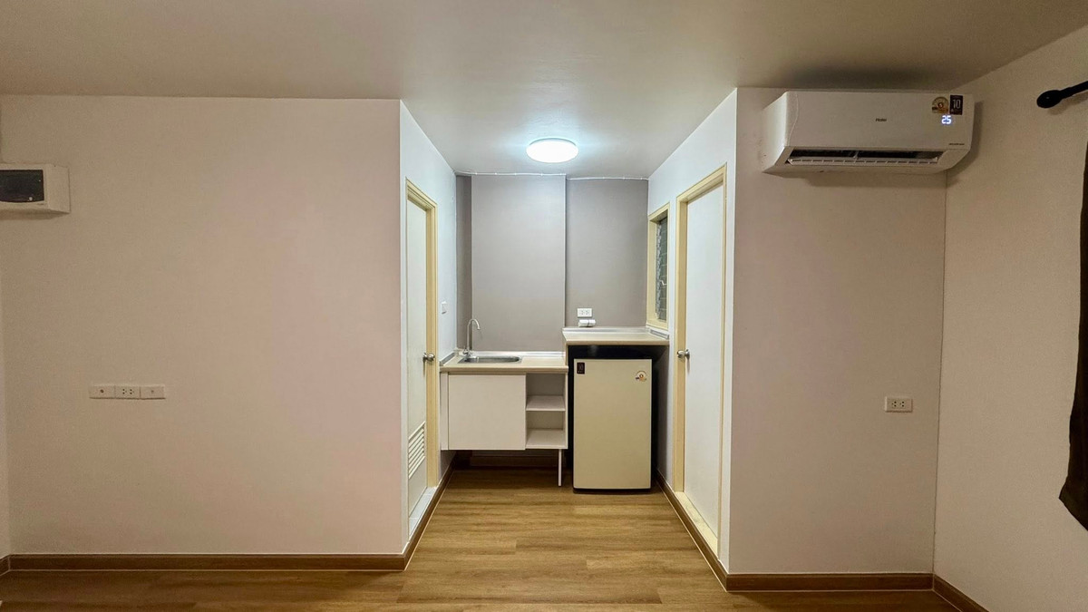 ✅Hot Deal Lumpini Mixx Thepharak special price, corner unit, newly renovated