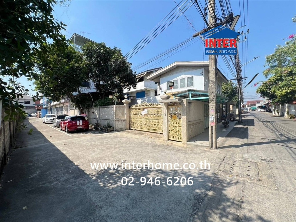 Single house + commercial building, 4.5 floors, 165.2 sq m. Single house, Soi Ekachai 10/1, Ekachai Road, Soi Ekachai 10/1, Chom Thong District, Bangkok. Single house + commercial building, 4.5 floors, 165.2 sq m. Single house, Soi Ekachai 10/1, Ekachai Road, Soi Ekachai 10/1, Chom Thong District, Bangkok.