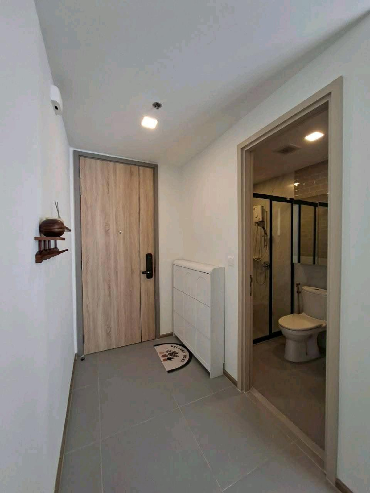 For rent: XT PhayathaiReady to move in: 11 May 2026🏢 26th Floor, Building B – Wide front room, hard to find. facing east (not attached to school)📍 Very good location: only 650 meters from BTS Phaya Thai.🚐 There is a free shuttle bus service to BTS – รูปที่ 4