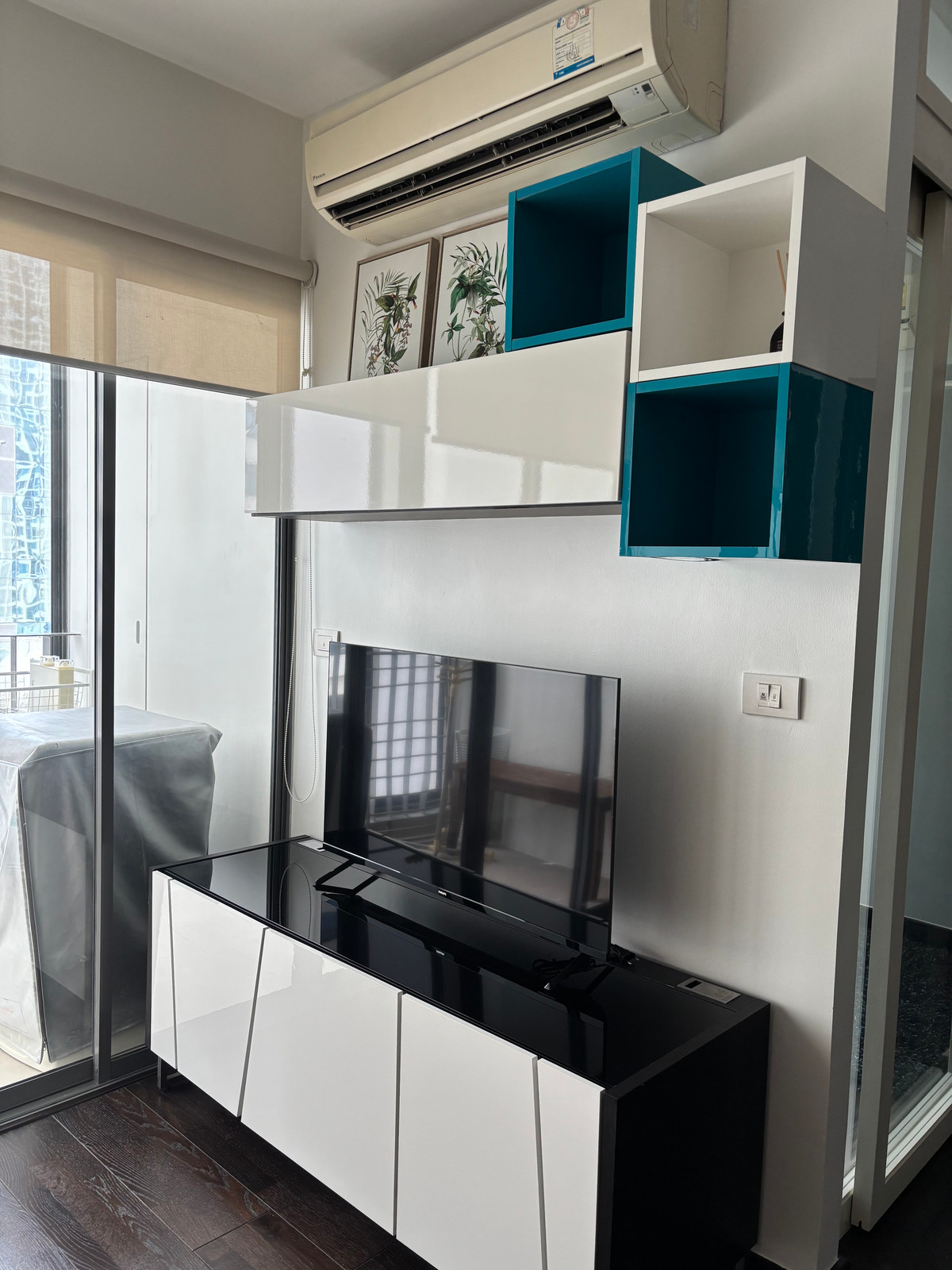 ▚ LJ115ツ FOR RENT: Ideo Q Phayathai ✨ 1BR 50sqm. Extra Large Unit, Stylish Decor &amp; Great Living Space! 🏙️🚀
