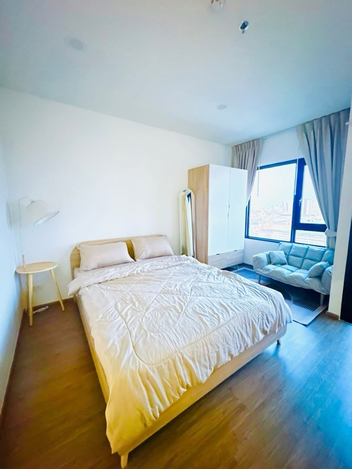 For Rent: livin Phetkasem 1 bedroom, 1 bathroom, beautiful room, fully furnished. Ready to move in For Rent: livin Phetkasem 1 bedroom, 1 bathroom, beautiful room, fully furnished. Ready to move in