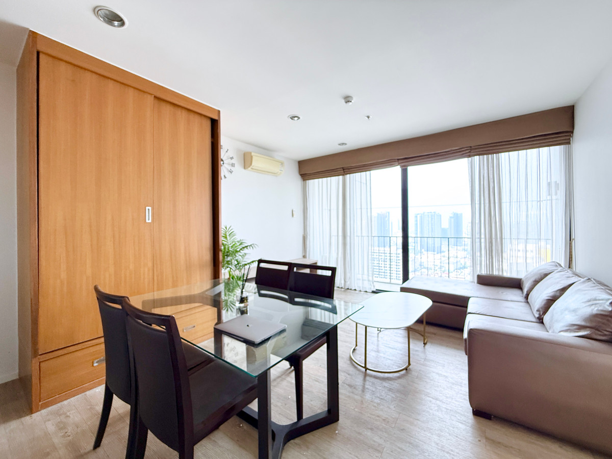 For sale📌 The issara Ladprao 1 bed 1 bath 52 Sq.m 5,290,000 baht Call 092-2462653 Donut