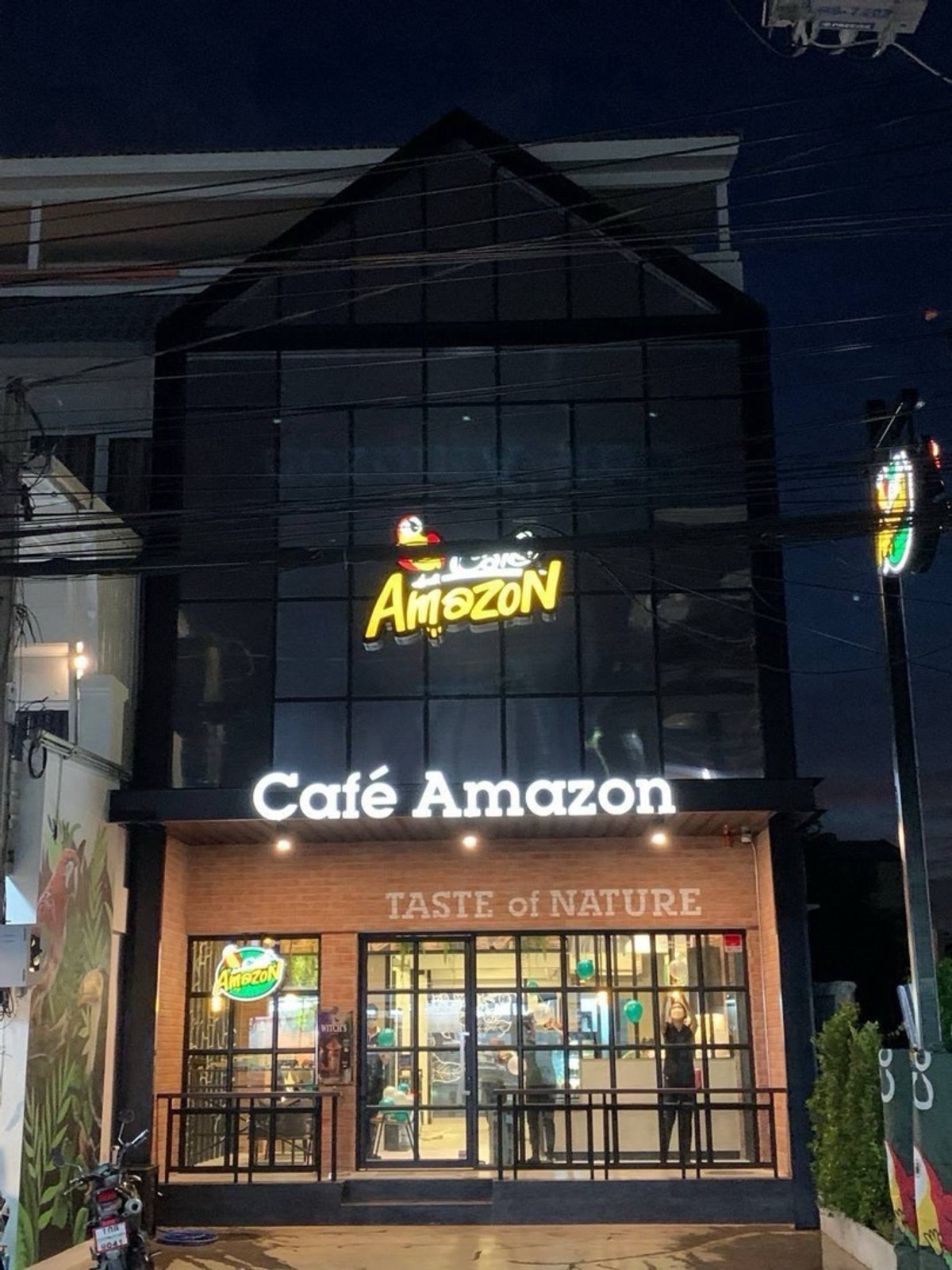 ขายธุรกิจร้านกาแฟ ทำเลดีพร้อมตึก3.5ชั้น 0863557948 ขายธุรกิจร้านกาแฟ ทำเลดีพร้อมตึก3.5ชั้น 0863557948
