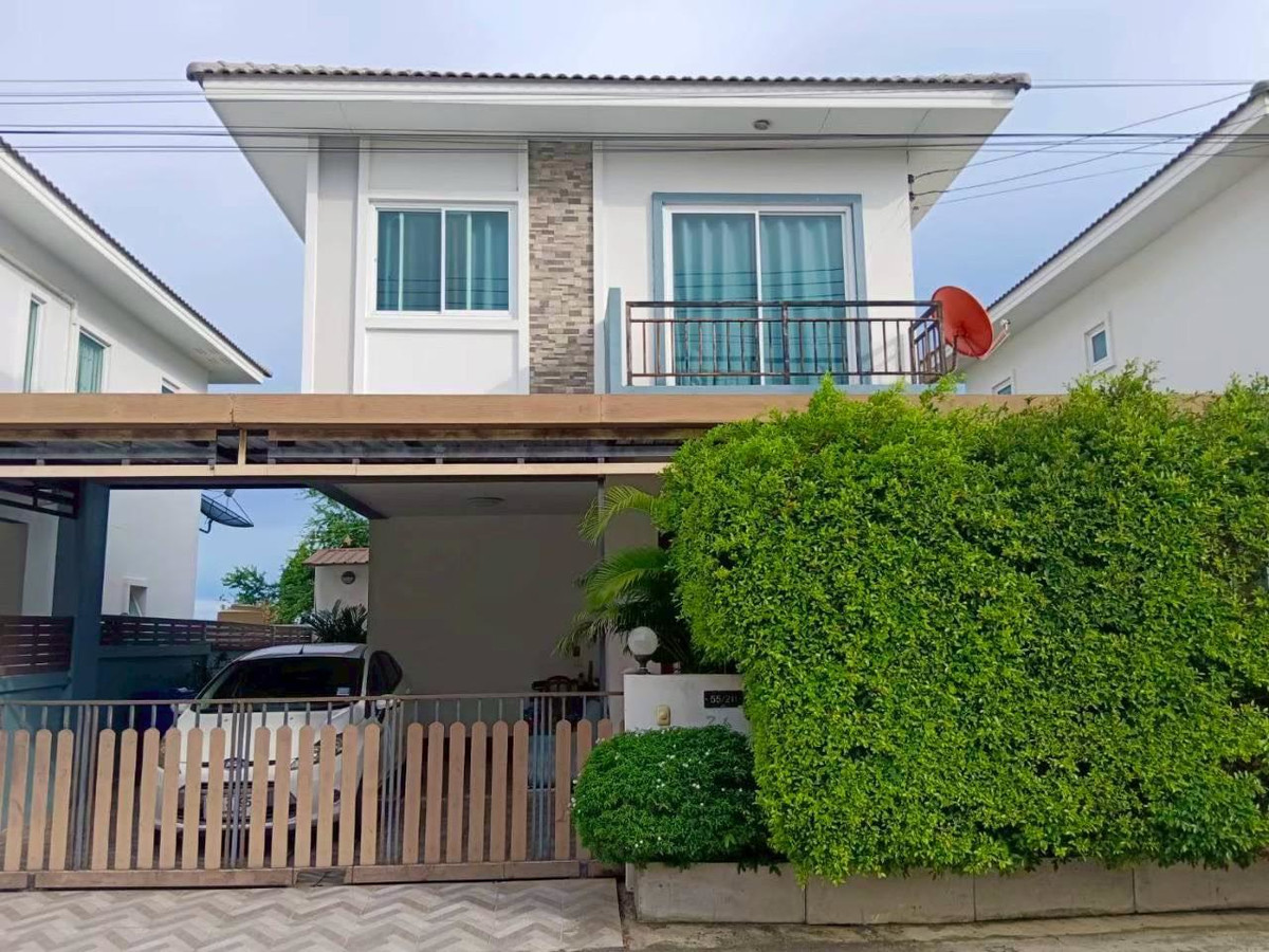 Urgent Sale! 2-Storey House at The Nine Rangsit–Khlong 9, Land size 38.5 sq.wah, usable area approx. 130 sq.m., 3 bedrooms and 2 bathrooms Peaceful location, close to community areas, convenient access — a house of this size at this price is hard to find Urgent Sale! 2-Storey House at The Nine Rangsit–Khlong 9, Land size 38.5 sq.wah, usable area approx. 130 sq.m., 3 bedrooms and 2 bathrooms Peaceful location, close to community areas, convenient access — a house of this size at this price is hard to find