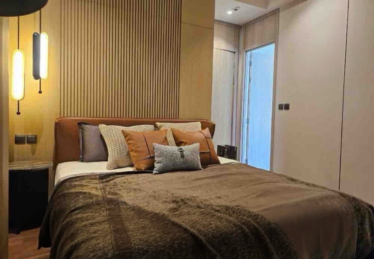 LTHC15243 – ✨🐶 Sophisticated Living with Your Pet | Luxury Condo near BTS Chidlom | 38 MB Chidlom Condo provides a superior living experience. Ready to support your lifestyle and your pets. LTHC15243 – ✨🐶 Sophisticated Living with Your Pet | Luxury Condo near BTS Chidlom | 38 MB Chidlom Condo provides a superior living experience. Ready to support your lifestyle and your pets.