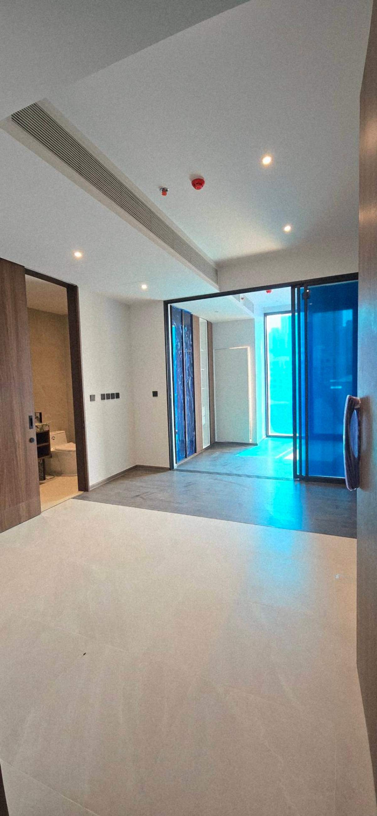  NEW CONDO! For rent ให้เช่า รมย์ คอนเเวนต์ ROMM CONVENT 1bed 5th floor 35 sqm 34,000 Baht/month. Contact for viewing 0954935293 (Joy) ห้องพร้อมดู สนใจเช่า วางจองได้