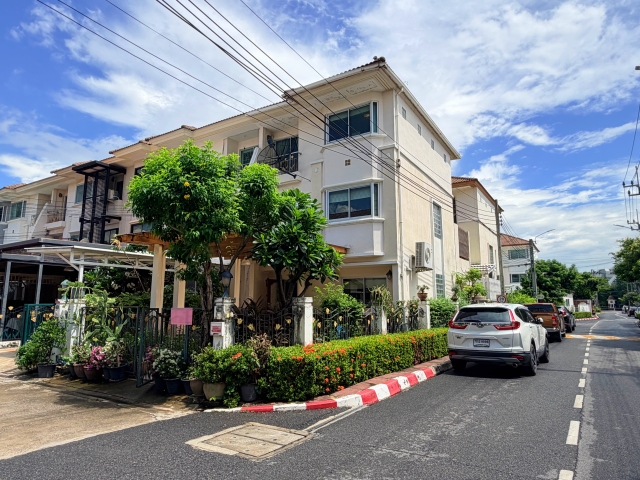 ขาย ทาวน์โฮม 3 ชั้น ศุภาลัย วิลล์ วงศ์สว่าง หลังมุม 27ตรว ต่อเติมครบ ใกล้ รถไฟฟ้า MRT สายสีม่วง ขาย ทาวน์โฮม 3 ชั้น ศุภาลัย วิลล์ วงศ์สว่าง หลังมุม 27ตรว ต่อเติมครบ ใกล้ รถไฟฟ้า MRT สายสีม่วง