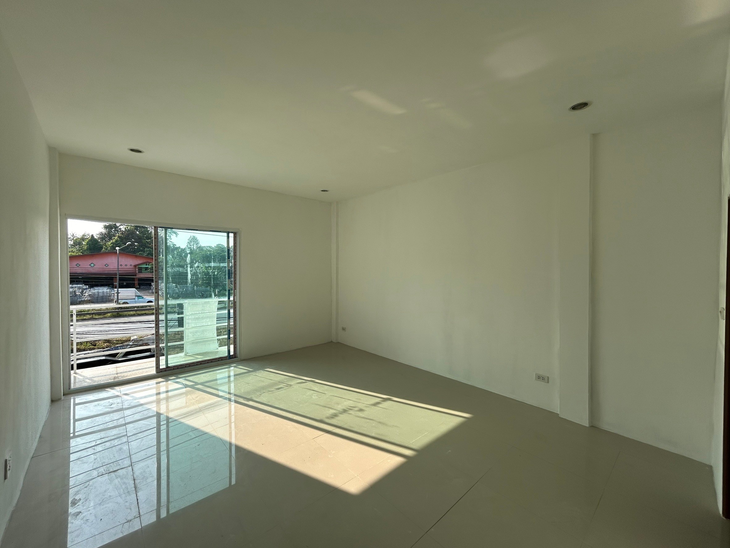 BD 10773 : บ้านสวย โลตัส (หลังสวน) – รูปที่ 2