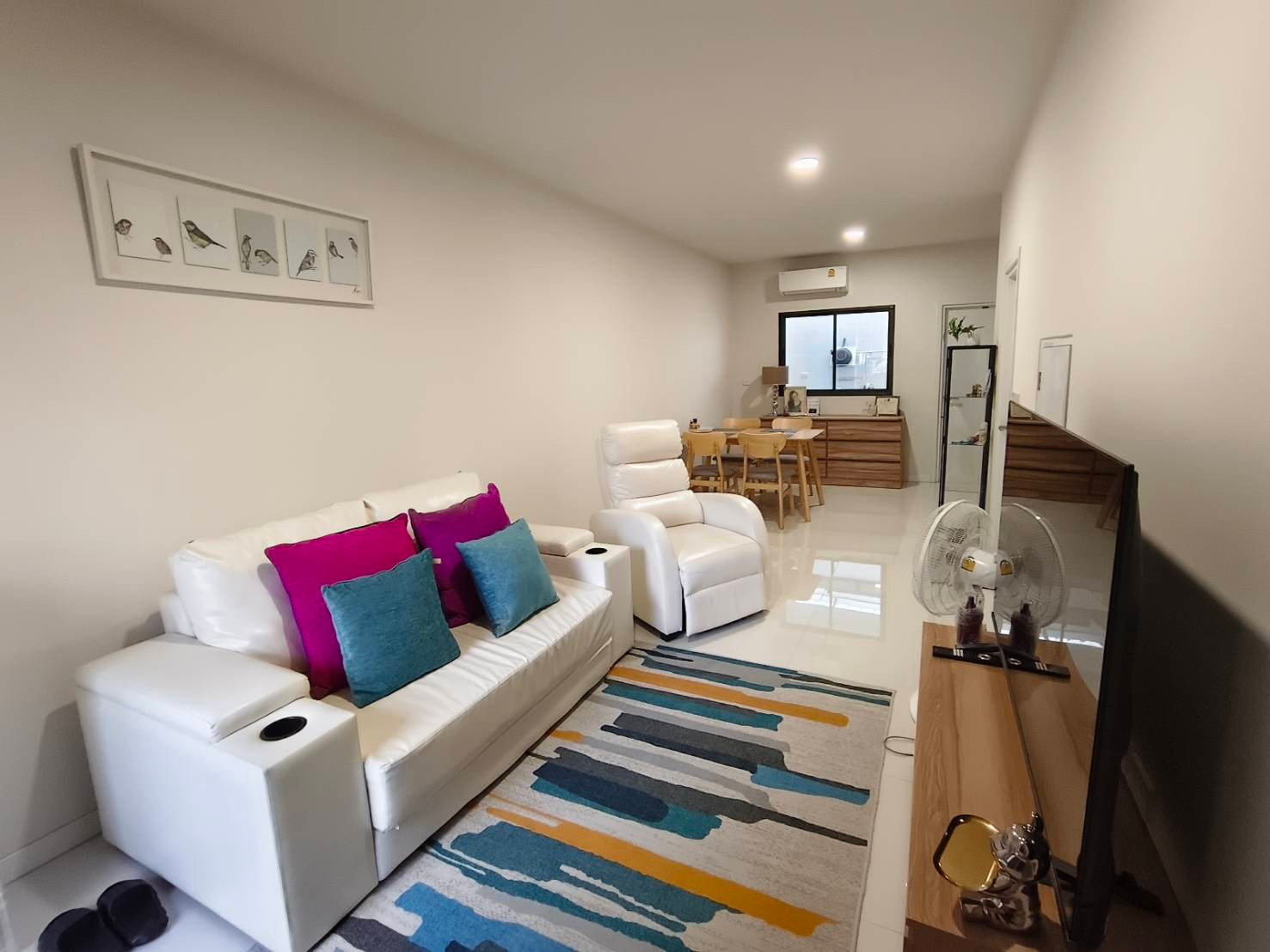 For rent, 2 bedrooms, 2 bathrooms, Townhome, Altitude Kraf Bangna. For rent, 2 bedrooms, 2 bathrooms, Townhome, Altitude Kraf Bangna.
