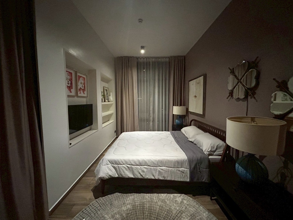 🏡ด่วนๆ  ให้เช่า The Lofts Asoke – คอนโดหรู ใจกลางอโศก ใกล้ MRT เพชรบุรี 2 ห้องนอน 2 ห้องน้ำ 
