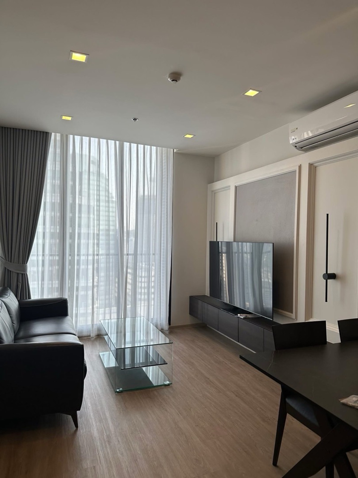 🌟 For rent Noble State 39 | 32nd floor, Emsphere view 🏙 near BTS Phrom Phong 500 m. 🚆✨