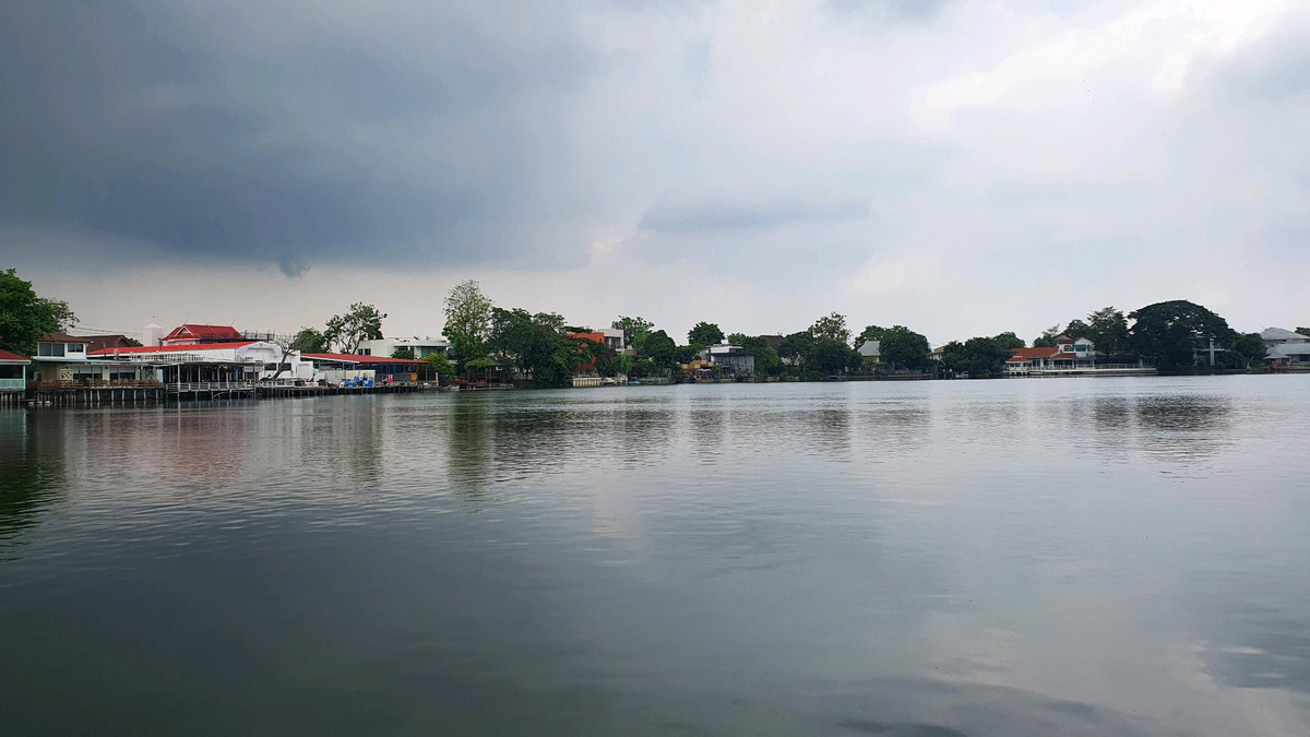 ที่ดินริมทะเลสาบ ม.สัมมากร รามคำแหง ที่ดินริมทะเลสาบ ม.สัมมากร รามคำแหง