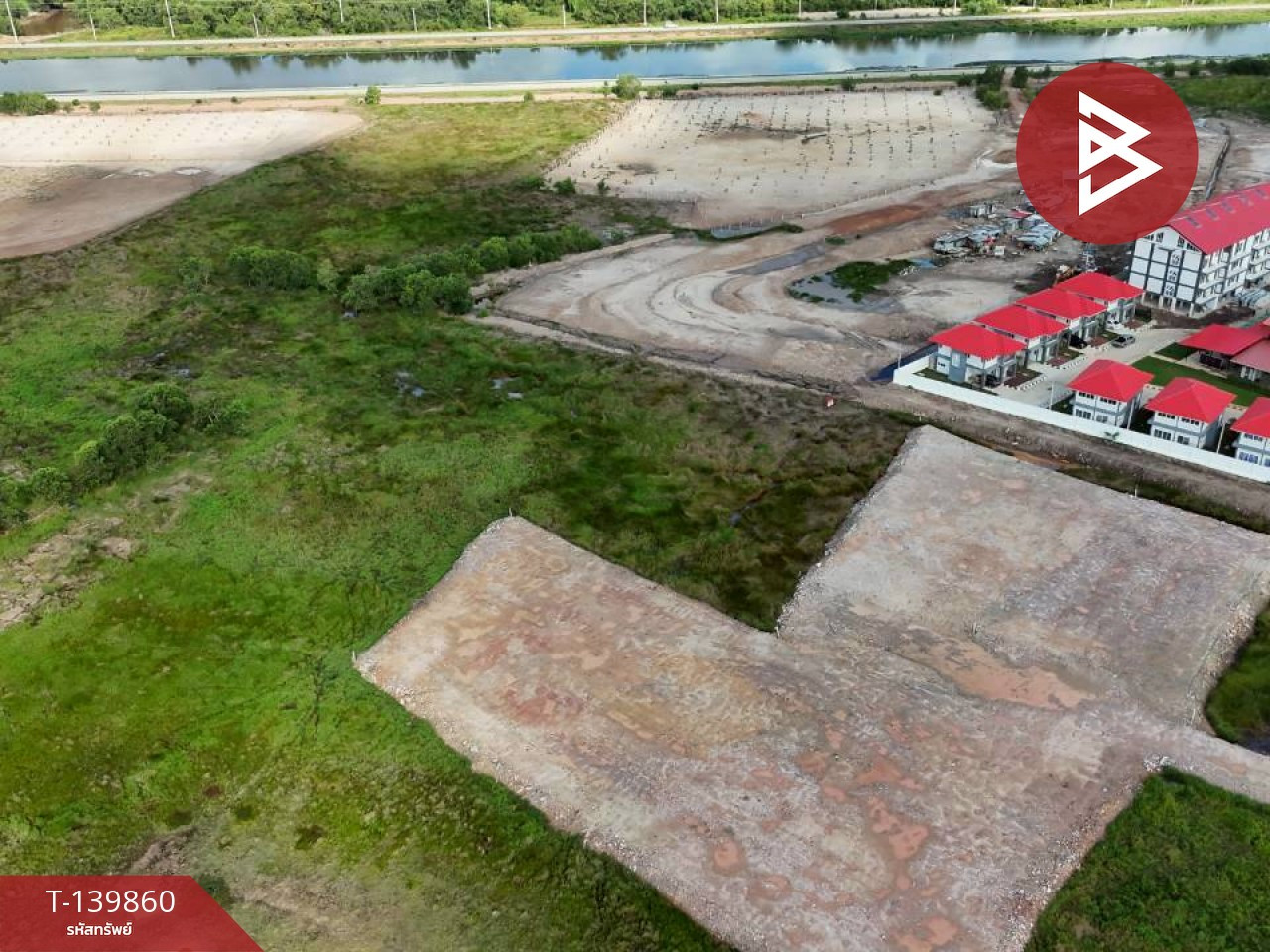 Beautiful plot of land for sale, area 5 rai 15 square wah, Khlong Narai Subdistrict. Mueang Chanthaburi