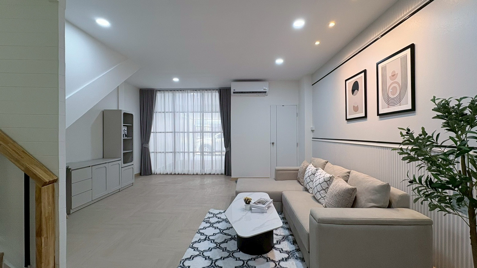 🏡 Townhome 2 ชั้น ทำเลใจกลางเมือง “ลาดพร้าว 38” Modern Renovated ทั้งหลัง พร้อมเข้าอยู่ ✨ 🏡 Townhome 2 ชั้น ทำเลใจกลางเมือง “ลาดพร้าว 38” Modern Renovated ทั้งหลัง พร้อมเข้าอยู่ ✨