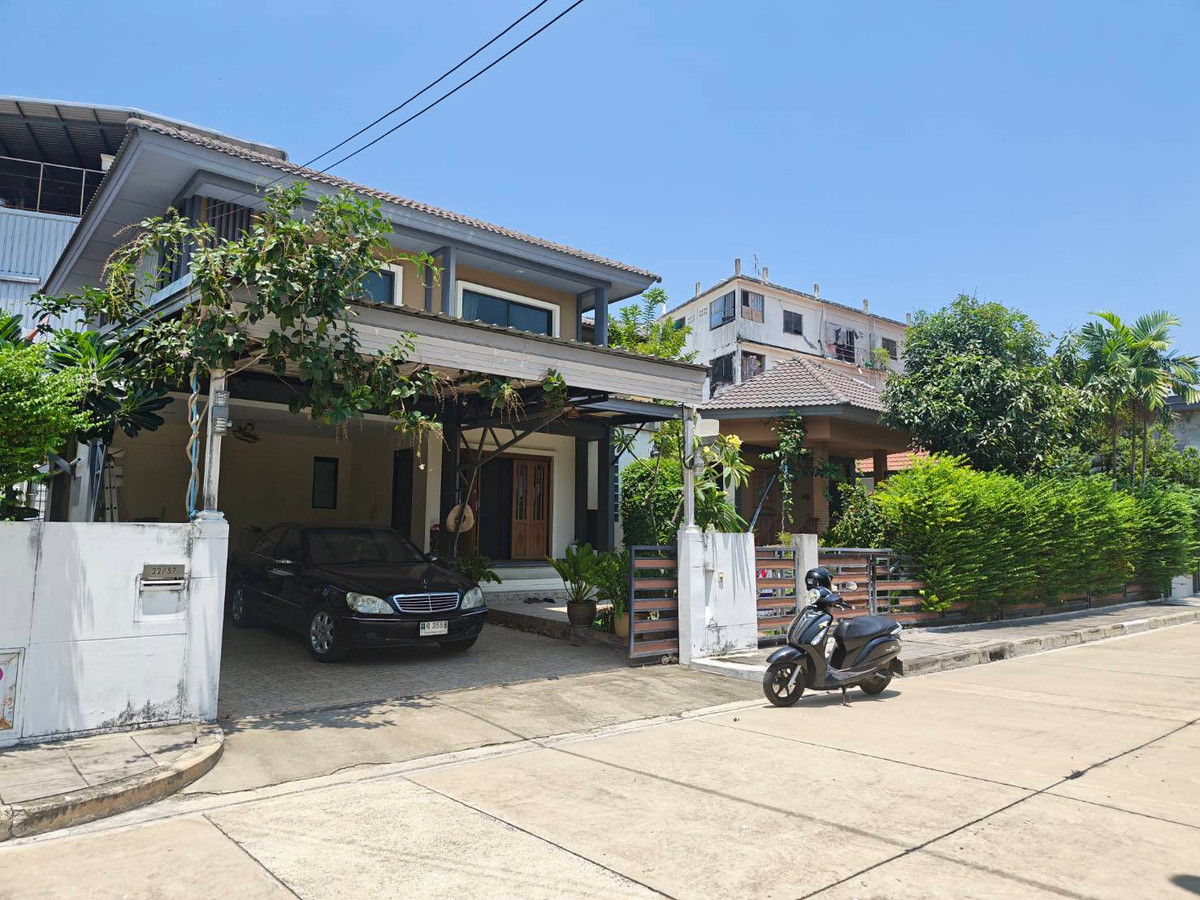 ขายราคาดีที่สุดhabitia park เทียนทะเล 28 ใกล้ถนนบางขุนเทียนชายทะเล บ้านหลังใหญ่ 100 ตร.วา ต่อเติมครบพื้นที่ใช้สอยเยอะ มีชั้นดาดฟ้า ตอบไว064-974-2441