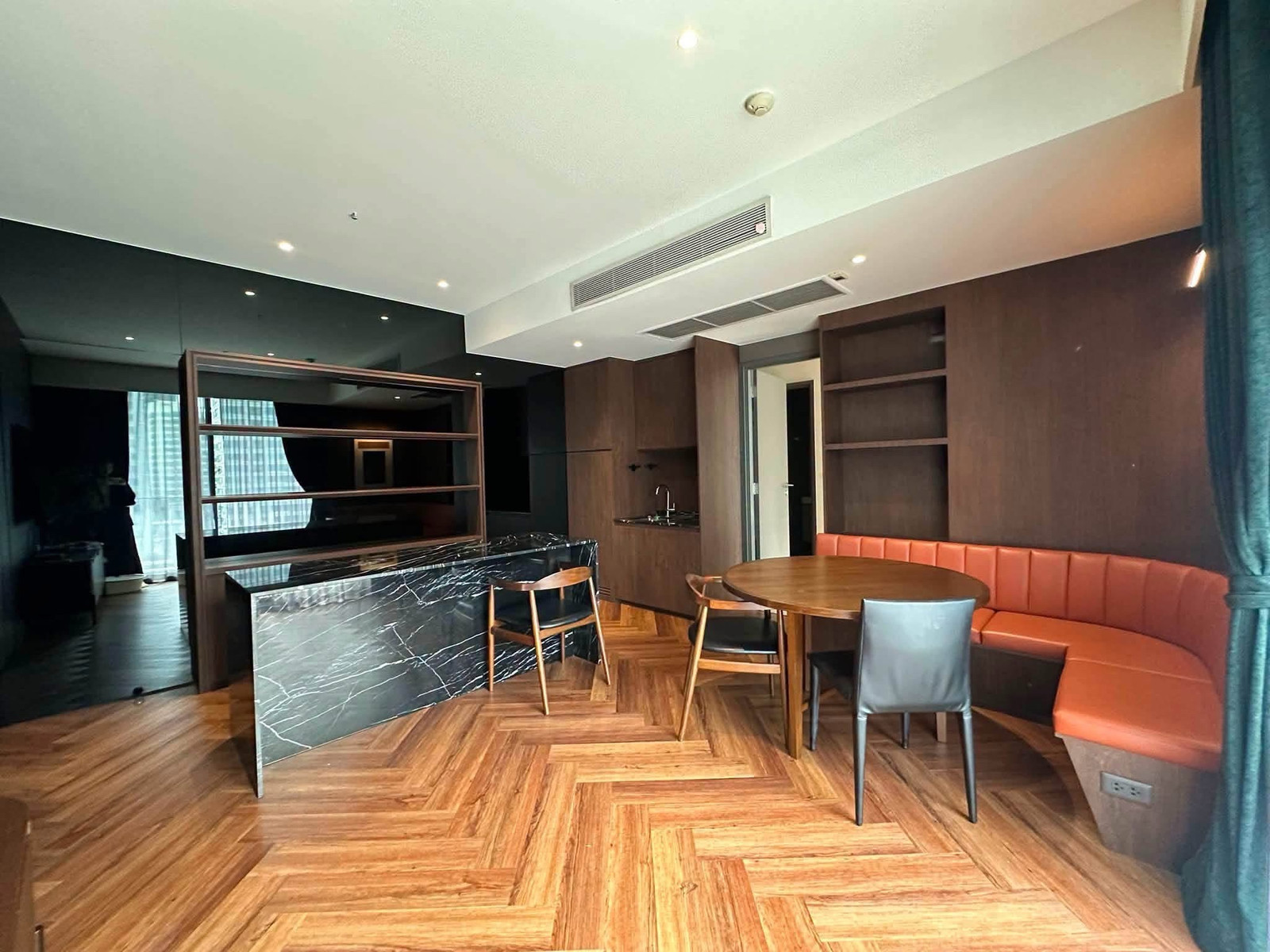 💥 PYNE by Sansiri I ไพน์ บาย แสนสิริ 💥 1 Bed 45 Sqm. พร้อมอยู่ 9.75 mb ติดต่อ. 093-616-4456 (ฝ่ายขาย)