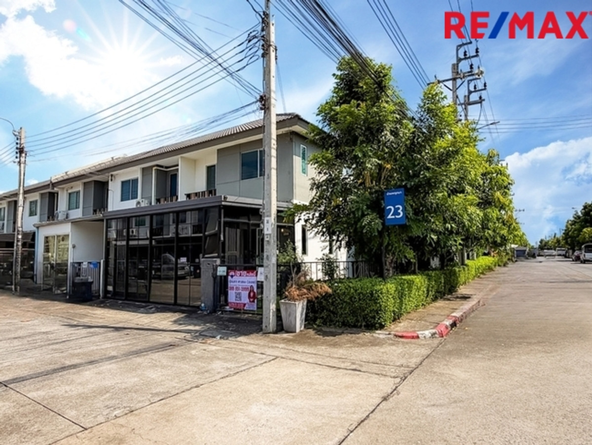 บ้านพฤกษา(คู้ขวา)เลียบวารี-มีนบุรี { บ้านหลังมุม 28.10 ตร.ว. } ใกล้ห้างแม็คโครหนองจอก มีพื้นที่ข้างบ้าน ต่อเติมห้องครัว ห้องอเนกประสงค์ หน้าบ้านมีห้องกระจกบานสไลด์ขนาดใหญ่ – รูปที่ 3