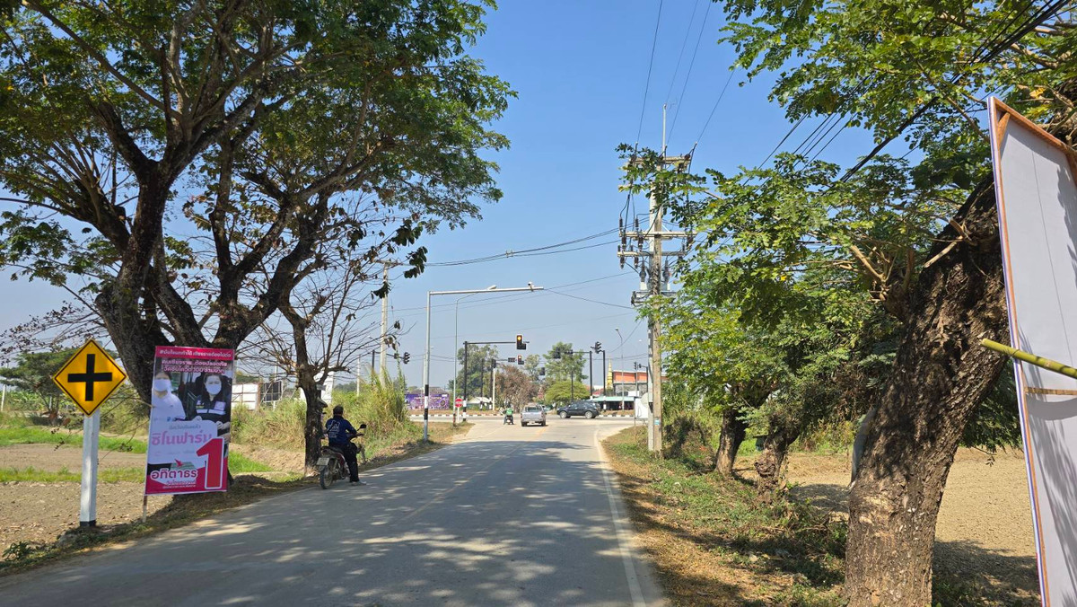 !! sell !! Land next to bypass road Chiang Rai city center, large, beautiful, 2-way entry and exit, entire land title deed. – รูปที่ 3