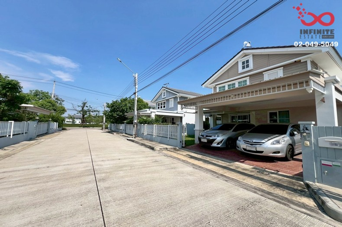 2-storey detached house for sale, 50 sq m, Villaggio Pinklao-Salaya, near Mahidol University, Kirin Market, Samret Phatthana - Borommaratchachonnani Road. 2-storey detached house for sale, 50 sq m, Villaggio Pinklao-Salaya, near Mahidol University, Kirin Market, Samret Phatthana - Borommaratchachonnani Road.