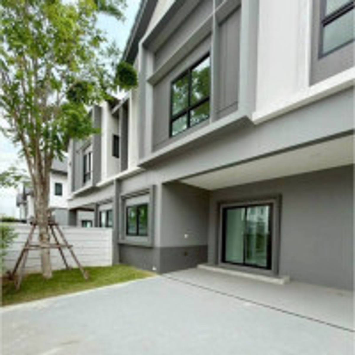 ขายบ้าน บริทาเนีย ราชพฤกษ์ 345 สไตล์อังกฤษหรู เพียง 4.99 ล้าน! 3 นอน 3 น้ำ ทิศเหนือไม่ร้อน สังคมคุณภาพ ส่วนกลางครบครัน ทำเลดีเชื่อมต่อราชพฤกษ์-ชัยพฤกษ์ – รูปที่ 3
