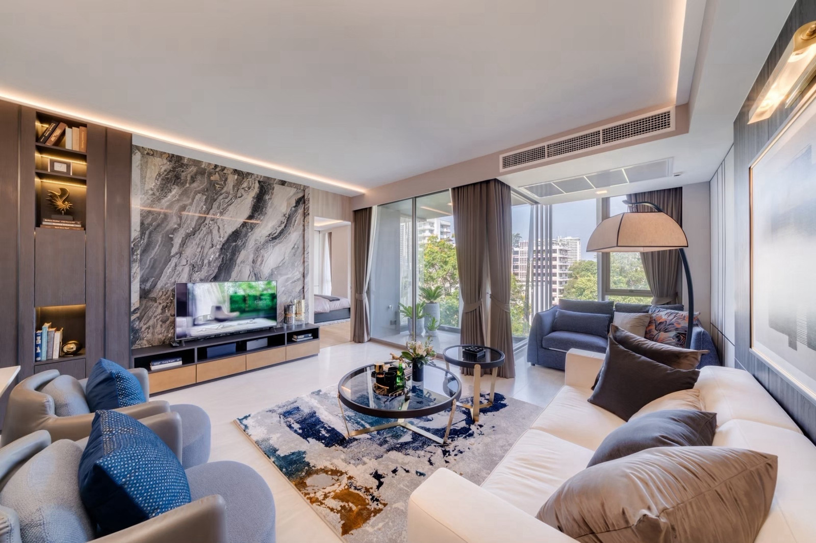 Condominium FYNN ASOKE 2 bedrooms, 2 bathrooms Condominium FYNN ASOKE 2 bedrooms, 2 bathrooms