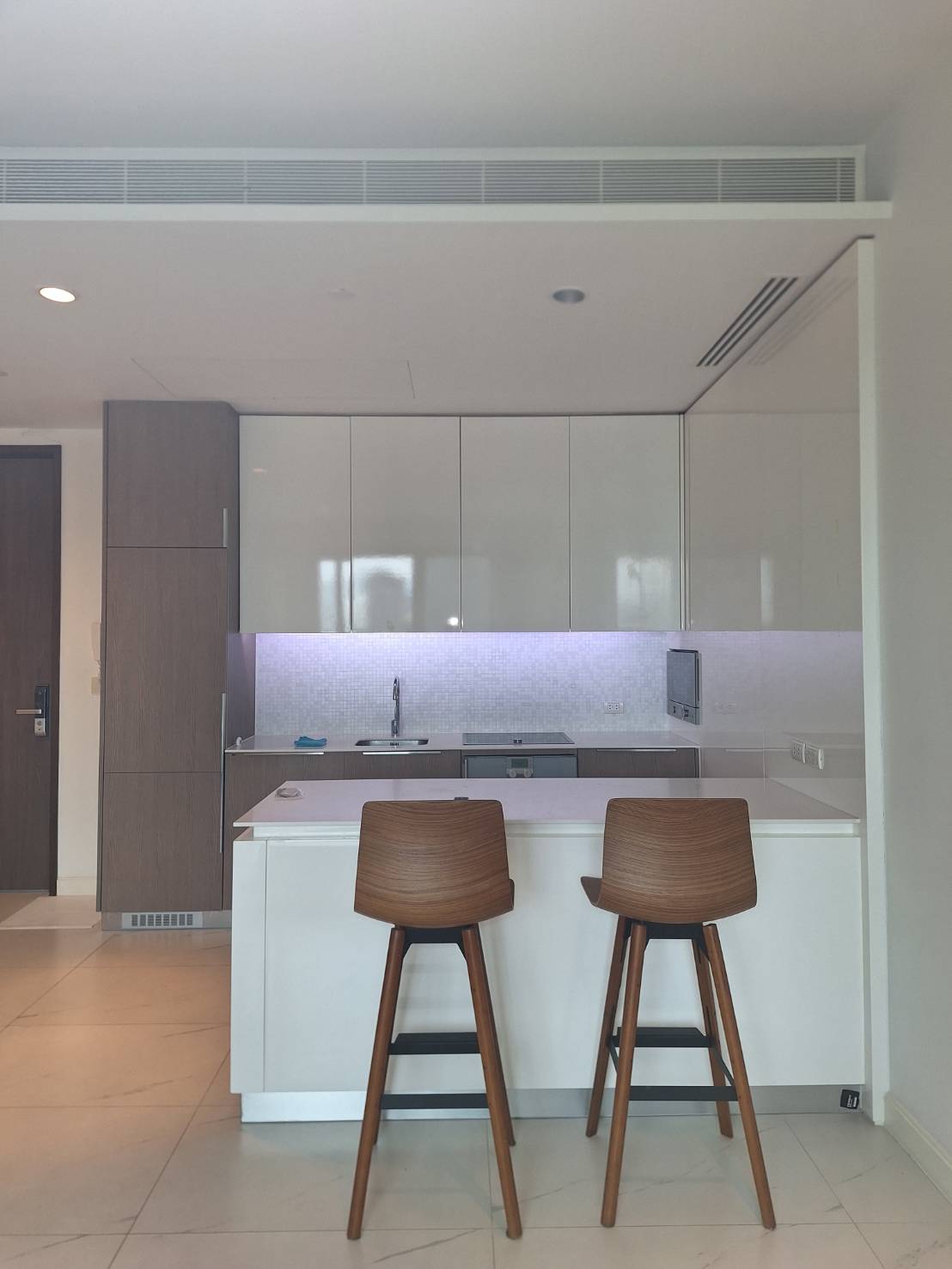 Sale!!! Best Price Unit at 185 Rajadmari Sale!!! Best Price Unit at 185 Rajadmari