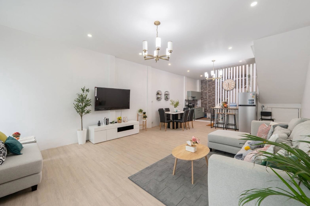 ทาวน์เฮ้า Sukhumvit81 ใกล้BTS Onnut 350เมตร – รูปที่ 2