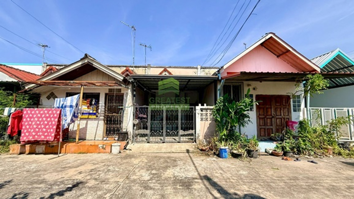 ขายทาวน์เฮ้าส์ หมู่บ้าน แสงตะวัน บึงน้ำรักษ์ ธัญบุรี ปทุมธานี เนื้อที่ 16 ตร.ว ทำเลดี ราคาต่อรองได้