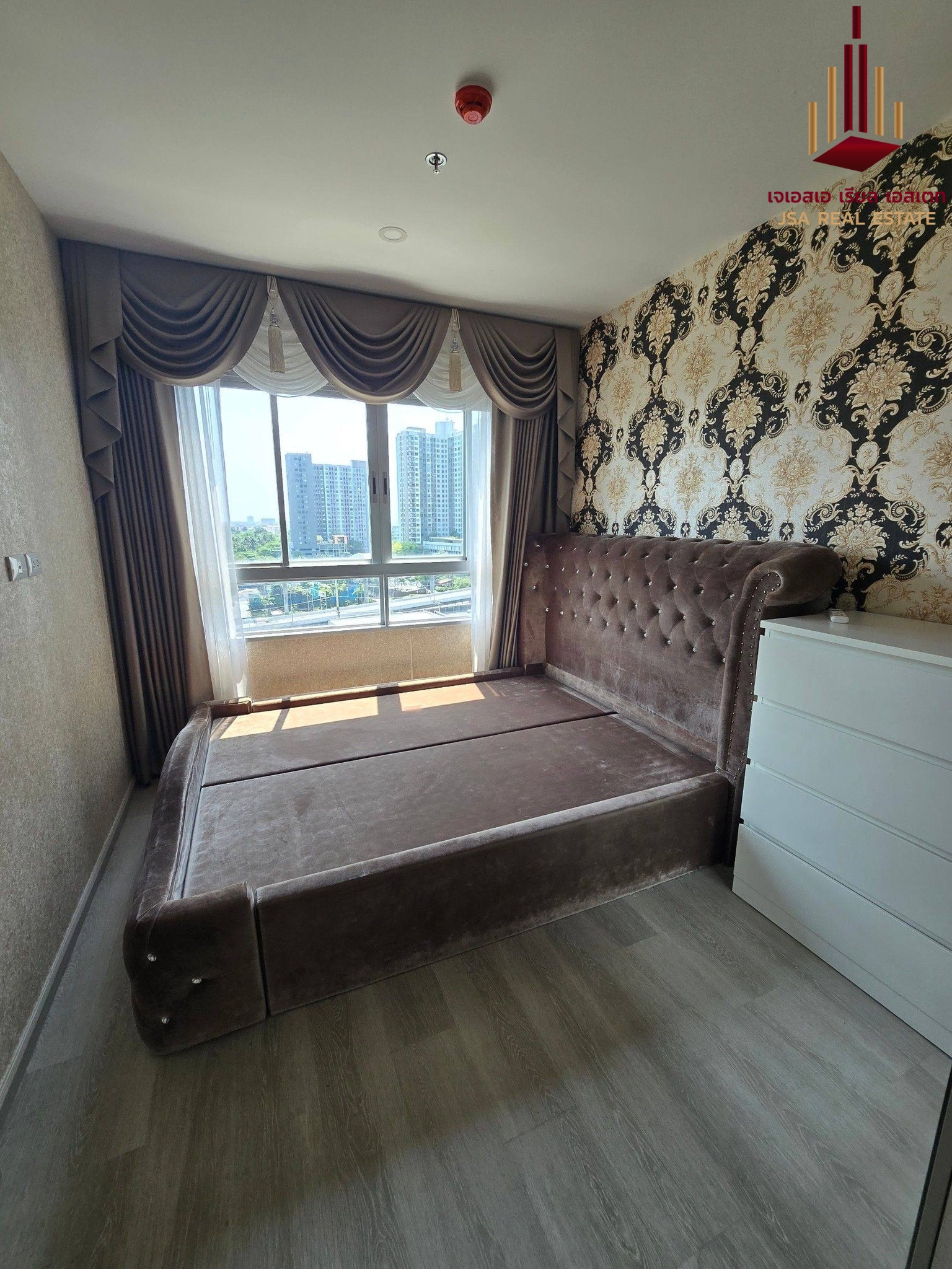 ✨ For Rent: Elio Sathorn - Wutthakat Condo ✨ 💰 Only 15,500 THB/month
