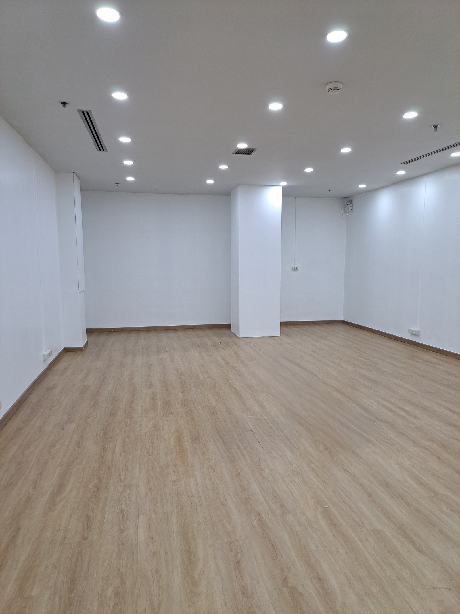 Partial Built-in || ใกล้รถไฟฟ้า ท่าเรือ ไม่ได้รับผลกระทบจากแผ่นดินไหว – รูปที่ 3