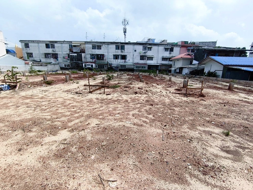 Land for rent Near the Parliament Building, Samsen Road, Dusit District Land for rent Near the Parliament Building, Samsen Road, Dusit District