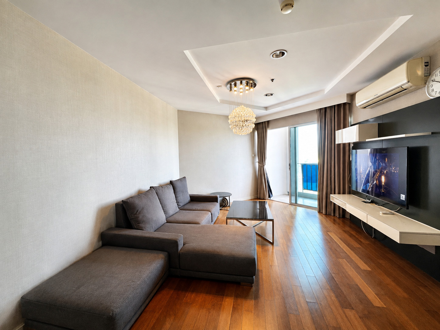 For Rent: Belle Grand Rama 9 Condo Next to Central Rama 9 Spacious 90 sq.m. Unit | High Floor | Fully Furnished | Prime New CBD Location For Rent: Belle Grand Rama 9 Condo Next to Central Rama 9 Spacious 90 sq.m. Unit | High Floor | Fully Furnished | Prime New CBD Location