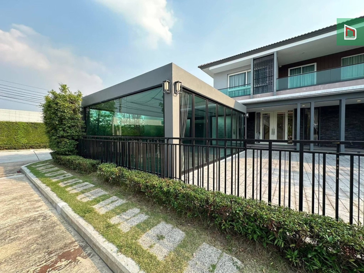 Sell/rent a luxury house, The Grand Pinklao (De Pine zone), large house, 400 sq m, 3 bedrooms, 4 bathrooms, 21.5 million (rent 150,000), land width 118 sq m, furniture + complete set of electrical appliances, near Mahidol University. Sell/rent a luxury house, The Grand Pinklao (De Pine zone), large house, 400 sq m, 3 bedrooms, 4 bathrooms, 21.5 million (rent 150,000), land width 118 sq m, furniture + complete set of electrical appliances, near Mahidol University.