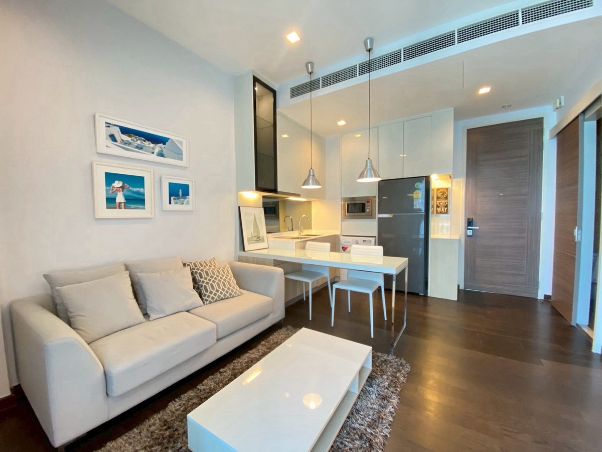ให้เช่า คิว อโศก 1ห้องนอน 38ตรม ชั้นสูง ติดต่อ📲065-642-3569 เอ็กซ์ Q ASOKE FOR RENT 1 BEDROOM 38 sq.m withBathtub 📲Contact 065-642-3569 k.X