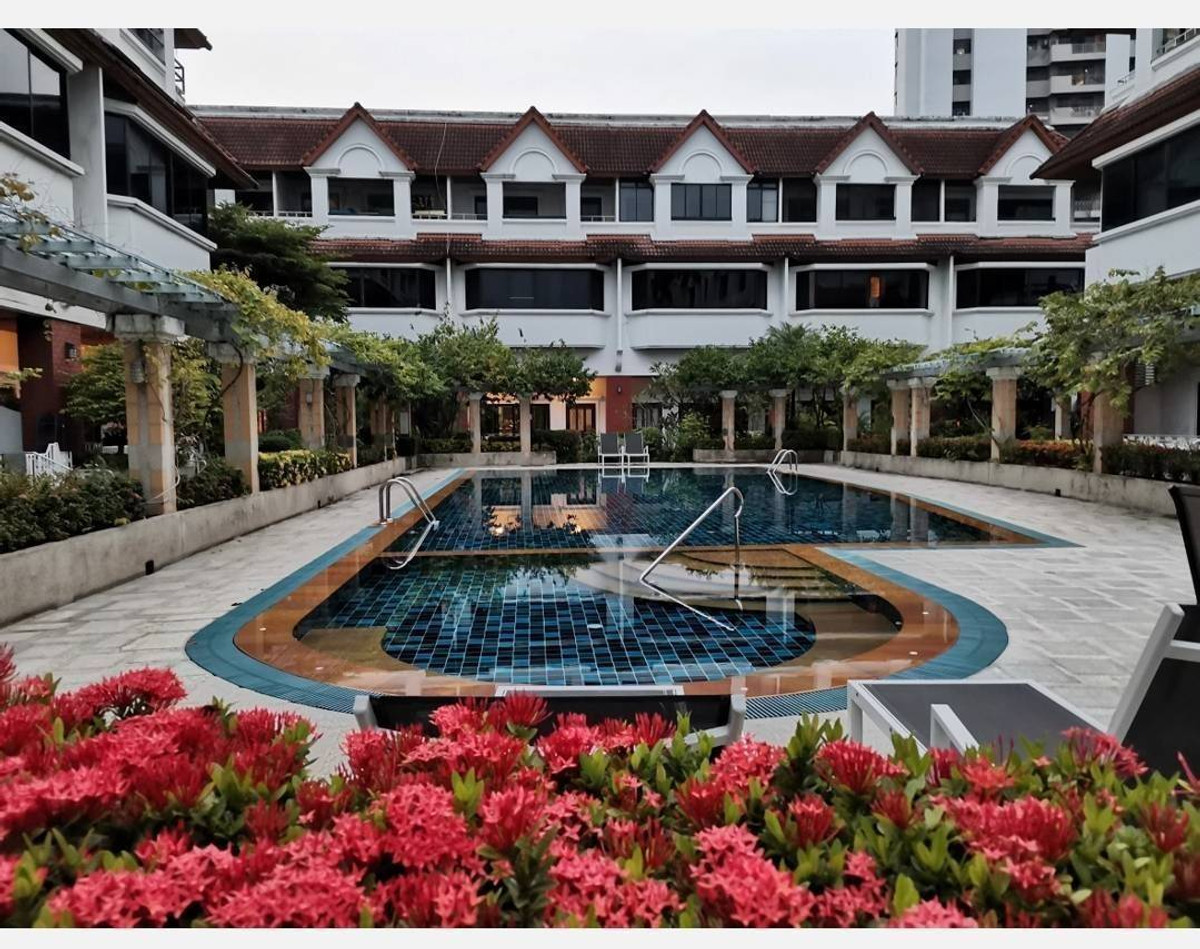 ✨ For Rent: Lotus Point Ekkamai ✨ 💰 Only 120,000 THB/month ✨ For Rent: Lotus Point Ekkamai ✨ 💰 Only 120,000 THB/month