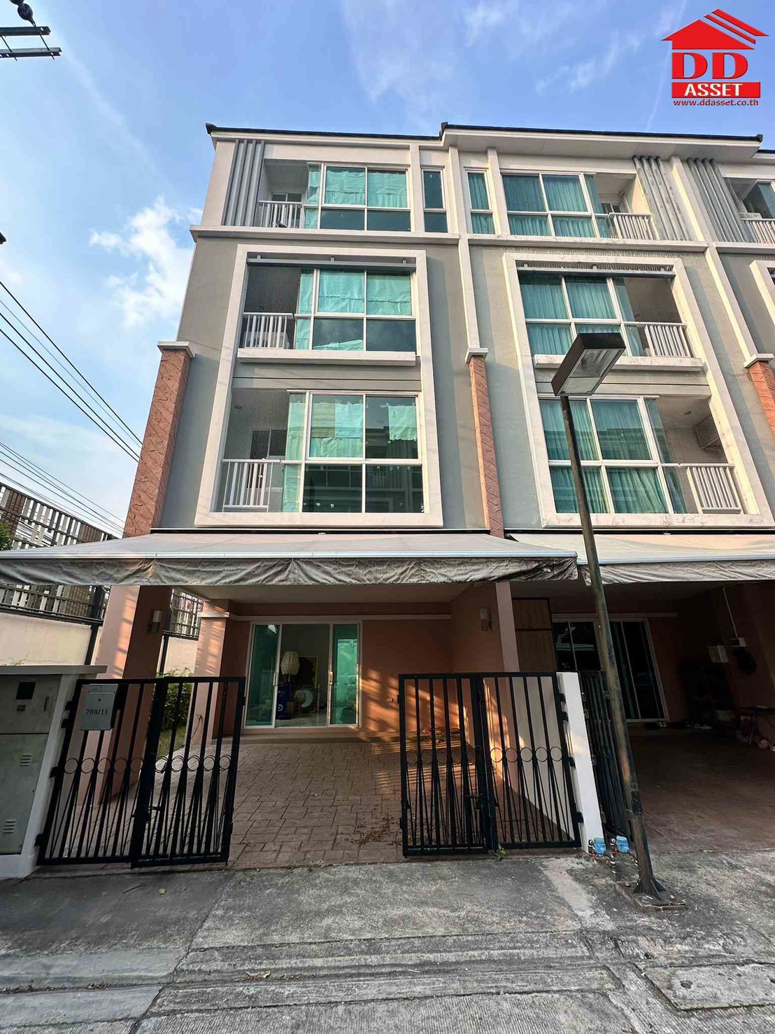 For Sale / For rent Townhome COTE MAISON Rama3 โคเต้ เมซอง พระราม 3 ห้องมุม พร้อมอยู่ รหัสทรัพย์ : T8247