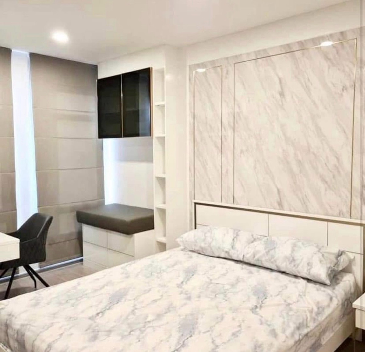 🔥Urgent Sale🔥 Aspire Asoke-Ratchada, near MRT Phra Ram 9 station, fully furnished, ready to move in. 🔥Urgent Sale🔥 Aspire Asoke-Ratchada, near MRT Phra Ram 9 station, fully furnished, ready to move in.