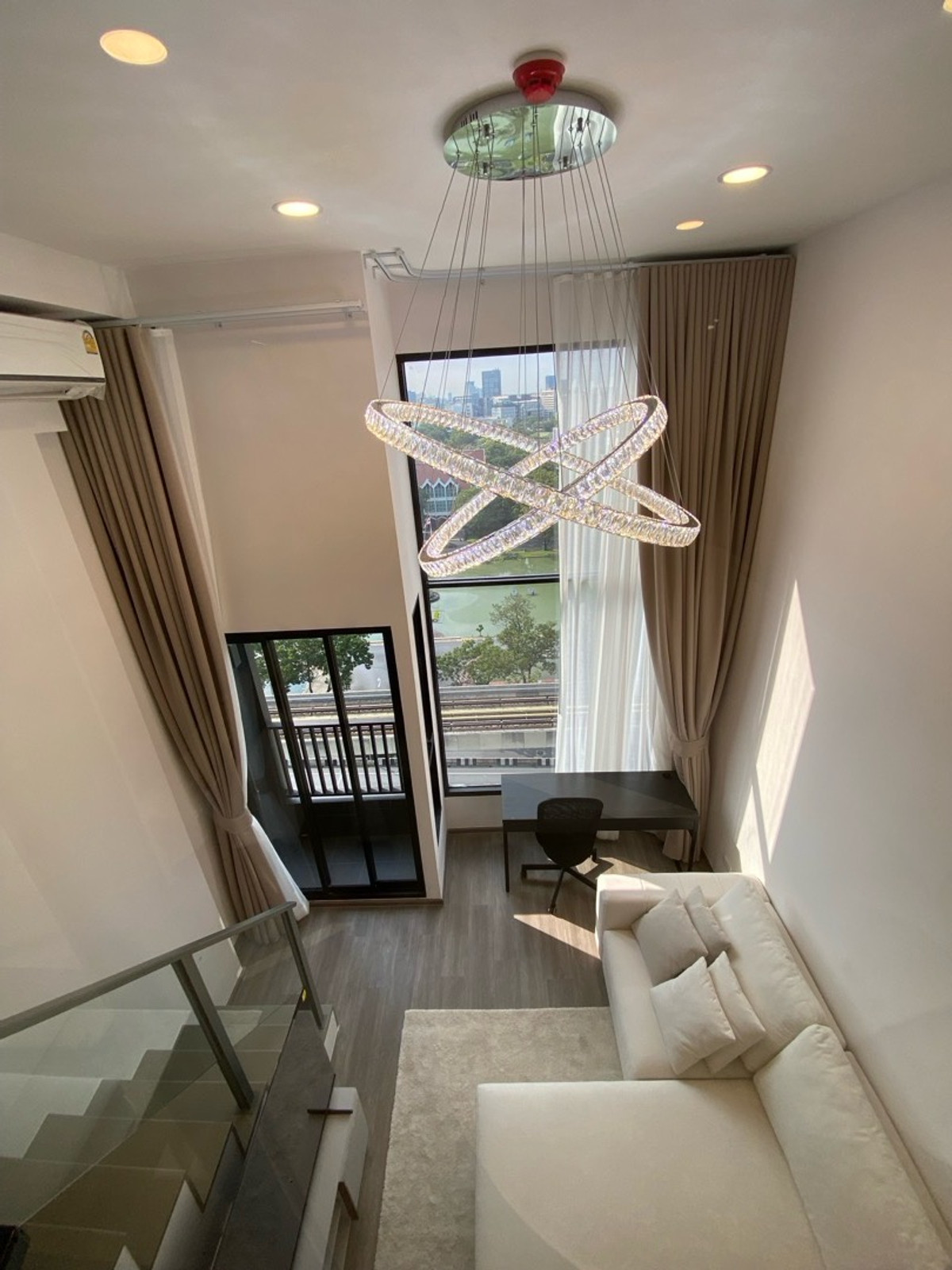 🔥For Rent Now🔥 So Origin Kaset Interchange, Duplex unit, 37 sq.m., 4.2m high ceiling, near BTS Kasetsart University. 🔥For Rent Now🔥 So Origin Kaset Interchange, Duplex unit, 37 sq.m., 4.2m high ceiling, near BTS Kasetsart University.