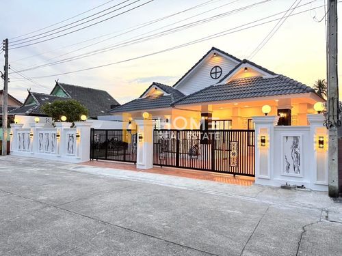 Detached House Makmai Laem Chabang 2 / 4 Bedrooms (FOR SALE) YEAN154