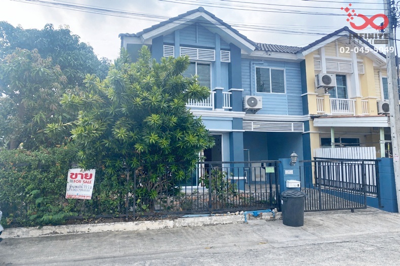 Townhome for sale, 2 floors, 33 sq m, Pruksa Ville 38, King Kaew - Nam Daeng, corner house, near the garden.