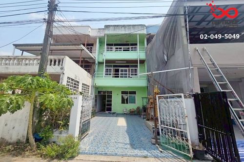 3-story townhouse for sale, Ramintra Road, Soi Ramintra 4, near the Pink Line BTS.