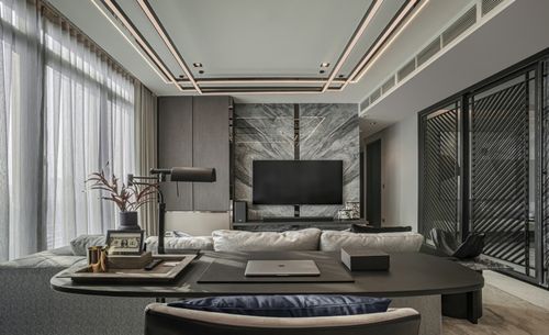 Condo for sale in the heart of Thonglor, 2 bedrooms, 2 bathrooms, near BTS Thonglor, fully furnished, many amenities.