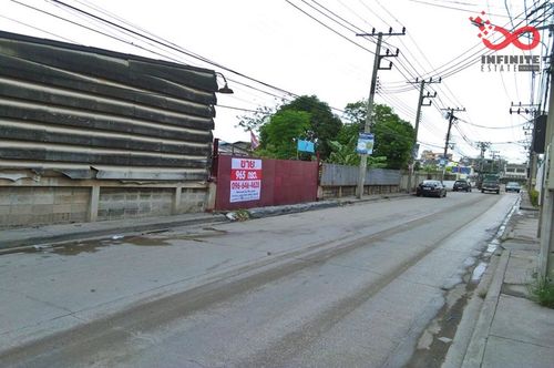 Land for sale, purple area, 965 sq m, Suksawat 92, near Bangna - Rama 2 expressway.