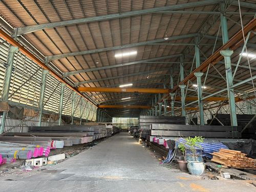 For Rent, 📦 Warehouse size 2,000 sqm. 🏗 Equipped with 3 Cranes 📍 Soi Wat Luang Pho To, Bang Phli Yai, Samut Prakan